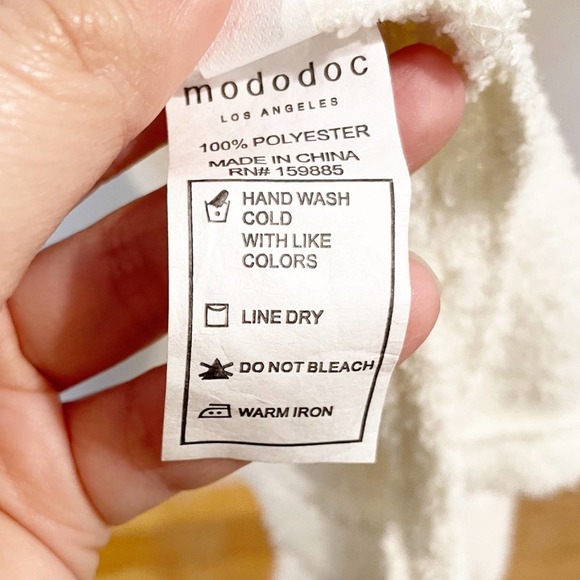 Mododoc LA Open Sweater Fuzzy Soft Cardigan Off White Size Small - Picture 6 of 9